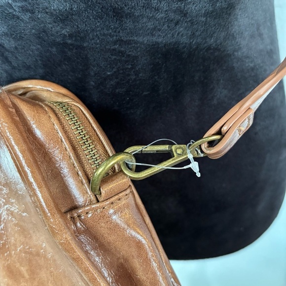 Boho Western Camel Colored Faux Leather Braided Strap Cross-Body Purse - Picture 3 of 4